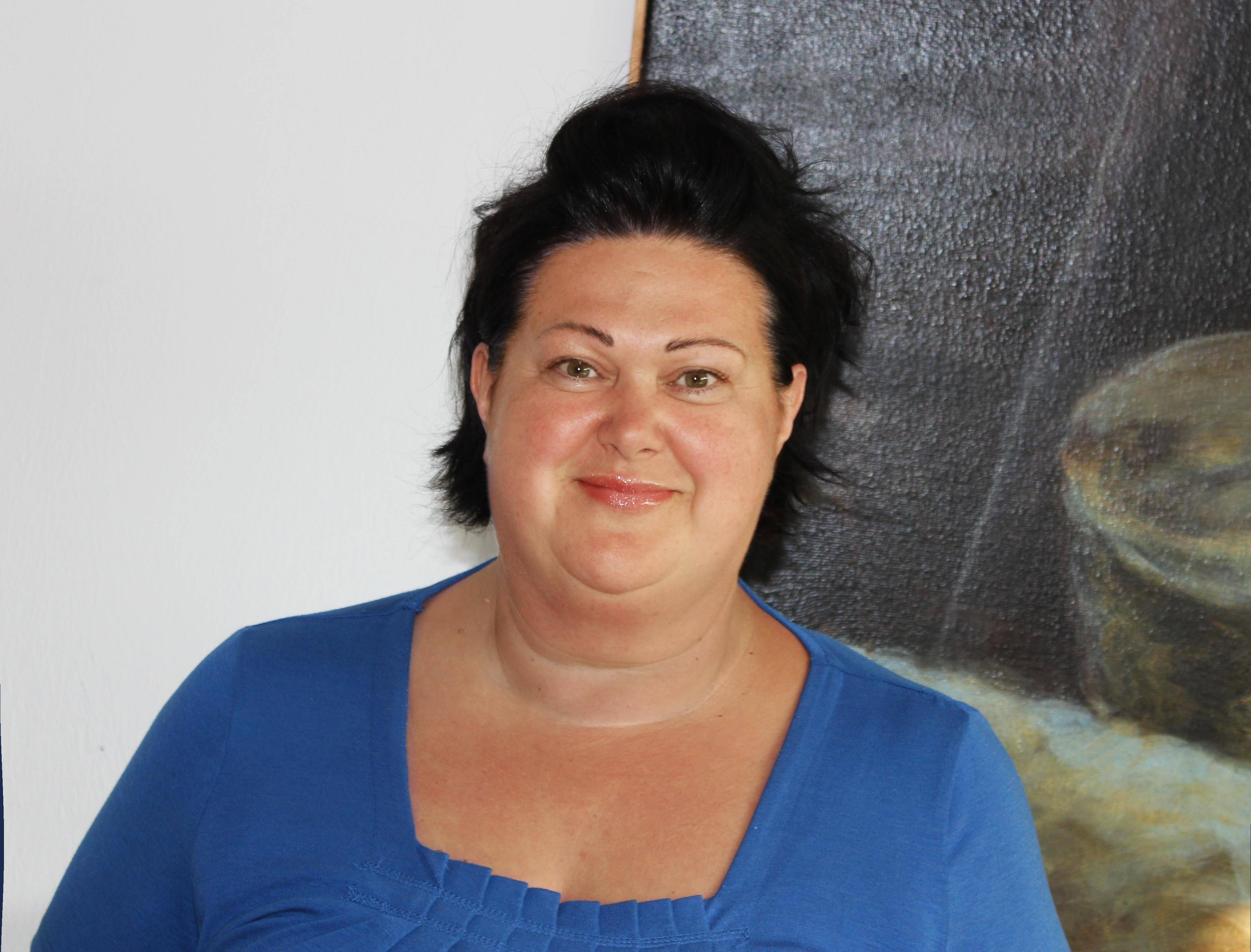 Natalia Herzen©VHS Löhne anzeigen Portrait